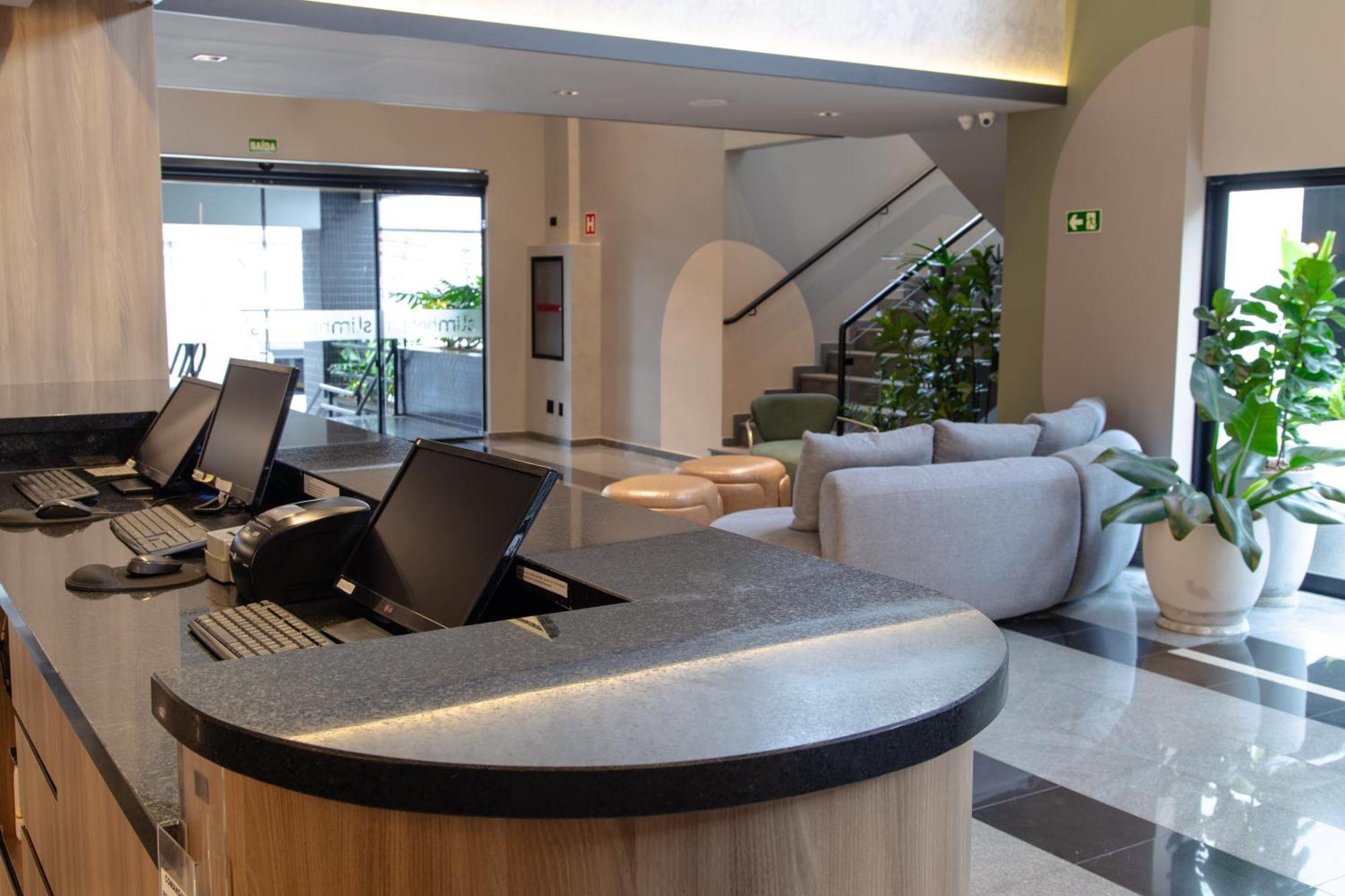Slim Curitiba Alto Da XV Hotel Bagian luar foto
